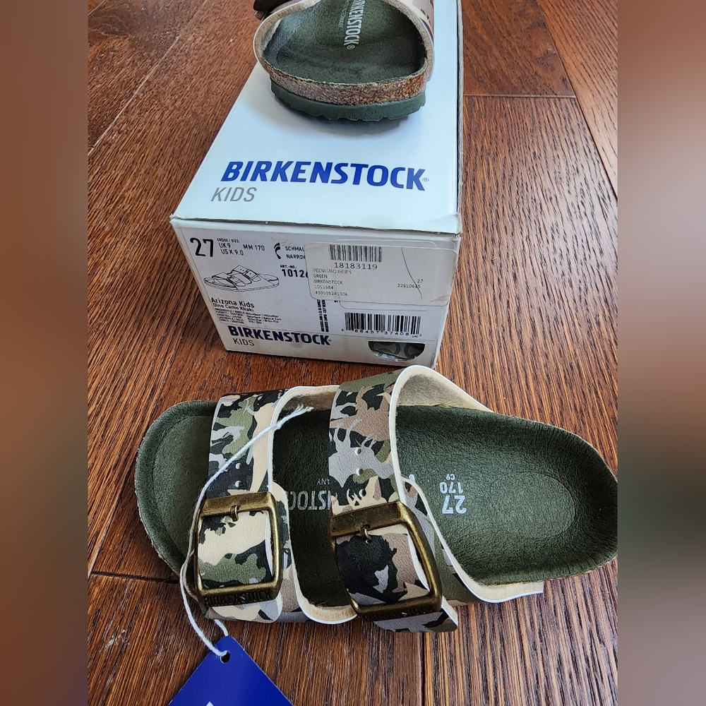 NWT Birkenstock Arizona Sandal